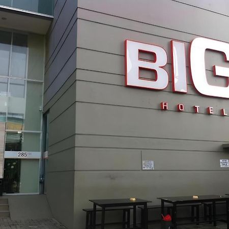 U Stay Hotel Mangga Besar Dżakarta Zewnętrze zdjęcie