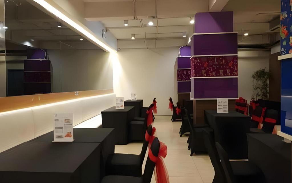 U Stay Hotel Mangga Besar Dżakarta Zewnętrze zdjęcie