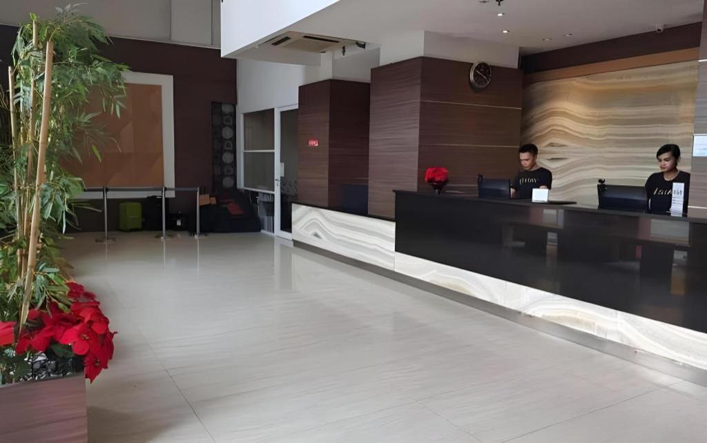 U Stay Hotel Mangga Besar Dżakarta Zewnętrze zdjęcie