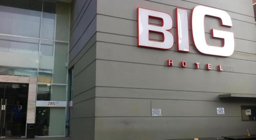 U Stay Hotel Mangga Besar Dżakarta Zewnętrze zdjęcie