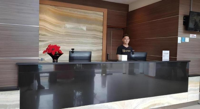 U Stay Hotel Mangga Besar Dżakarta Zewnętrze zdjęcie