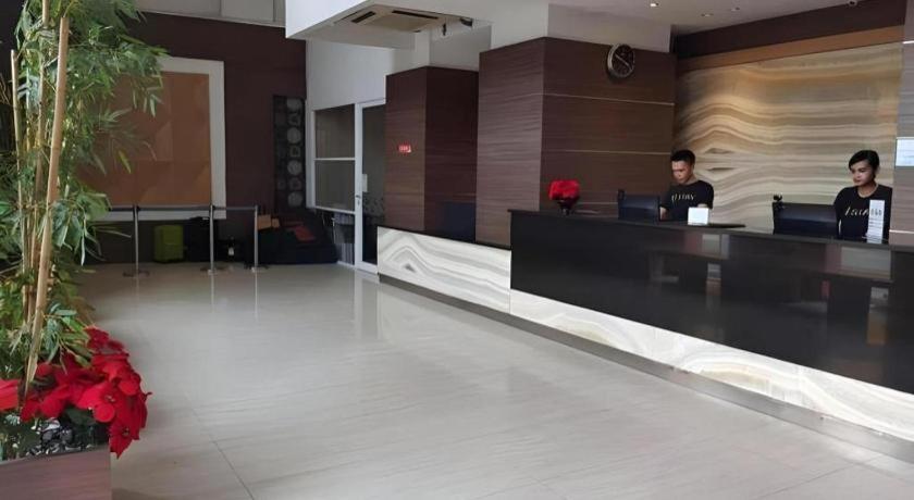 U Stay Hotel Mangga Besar Dżakarta Zewnętrze zdjęcie