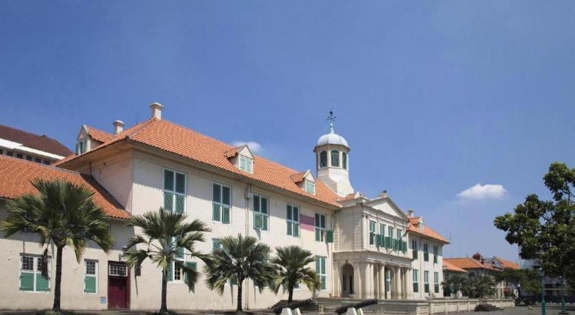 U Stay Hotel Mangga Besar Dżakarta Zewnętrze zdjęcie